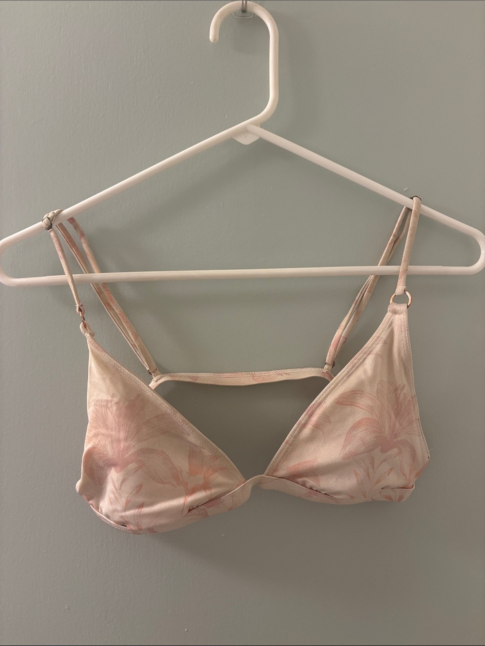 Women's Light Pink Floral Bikini Top